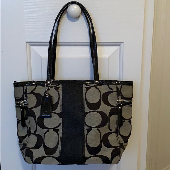 Coach Signature Canvas Tote in Black - Picture 1 of 11